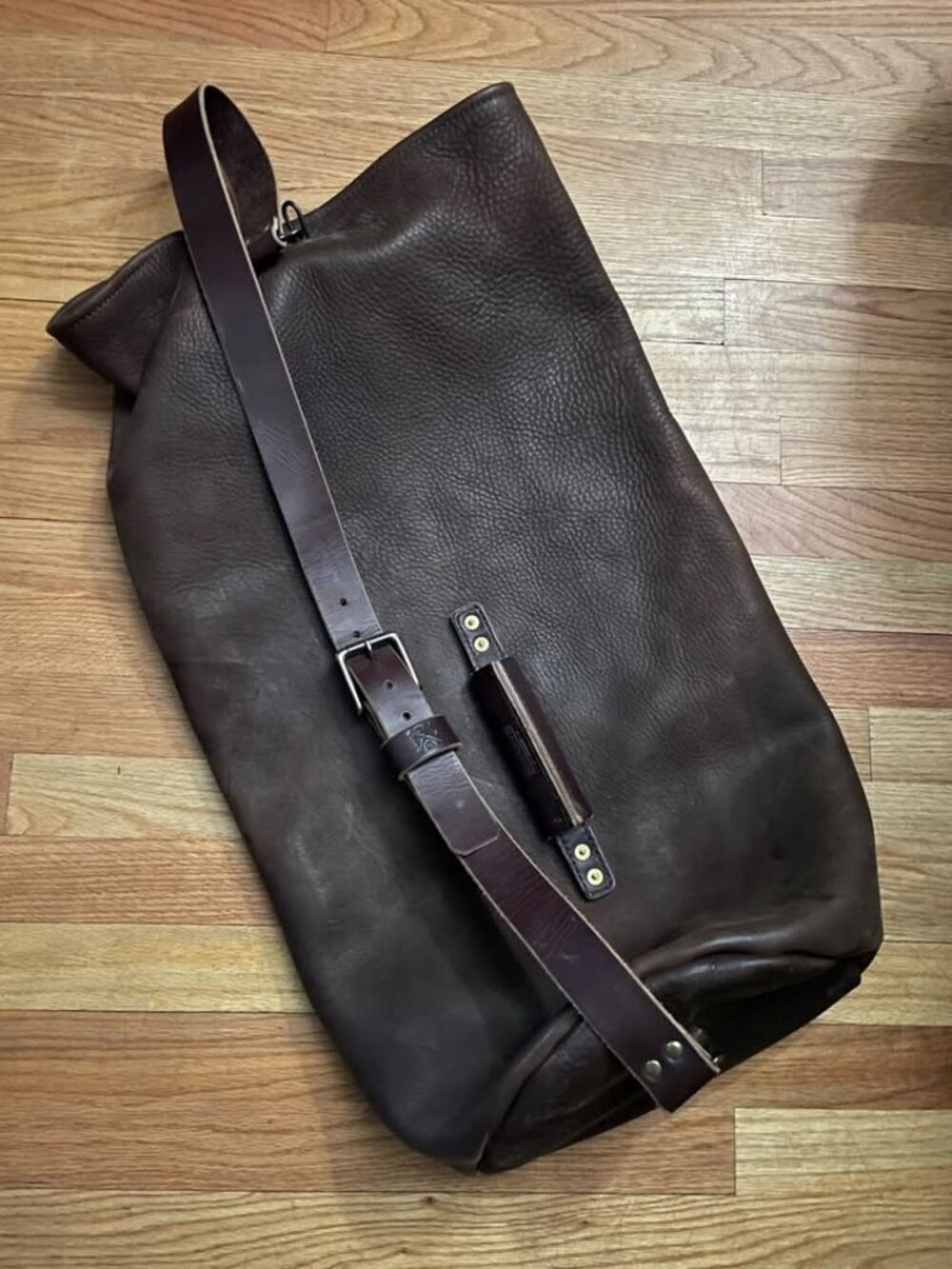 Go Forth Goods Gunnar Military Leather Duffle Bag